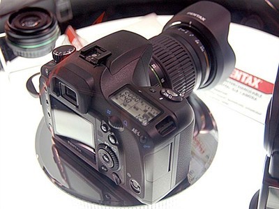 宾得K10D数码相机与新能源技术开发的创新融合