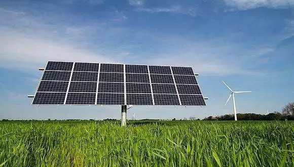 10倍营收悬殊，