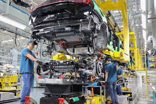 新能源汽车智慧工厂 驱动未来，技术引领生产革新